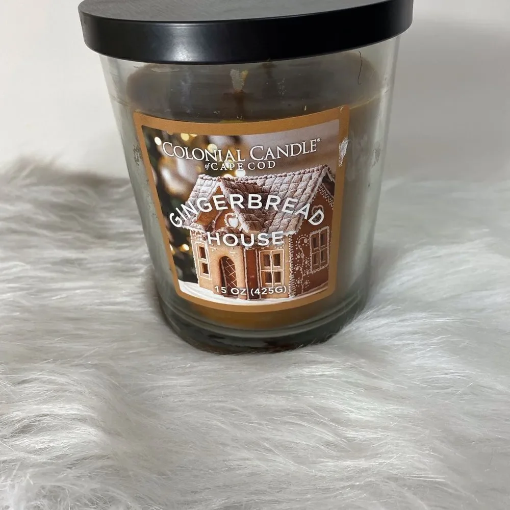 15 Ounce Gingerbread House by Colonial Candle of Cape Cod